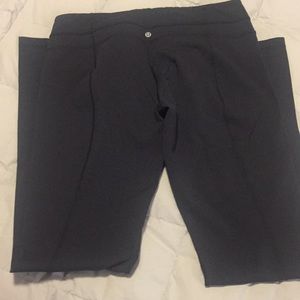 Black lululemon skinny groove great condition